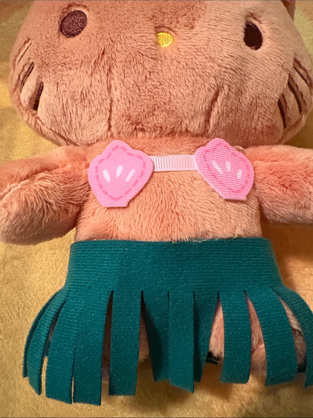 Cute Hello Kitty stuffed animal and Tokidoki Stellina Unicorno key chains - Picture 4 of 11